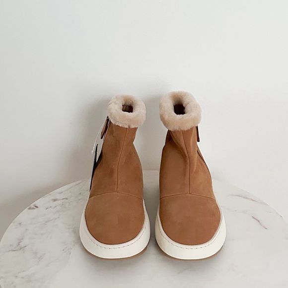 Aquatalia Allison Suede Shearling Bootie Size 8.5 NWT - Picture 4 of 7